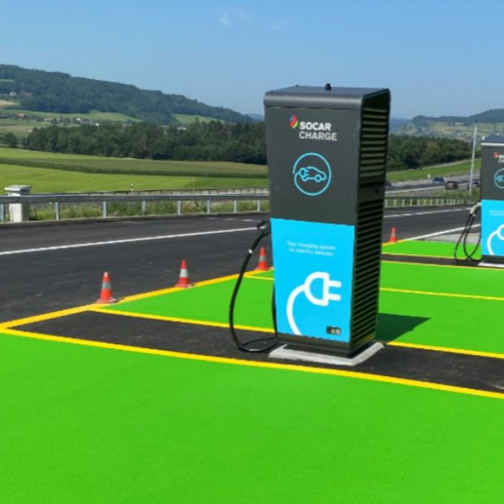 SOCAR nimmt bei Knutwil Elektroladestation in Betrieb