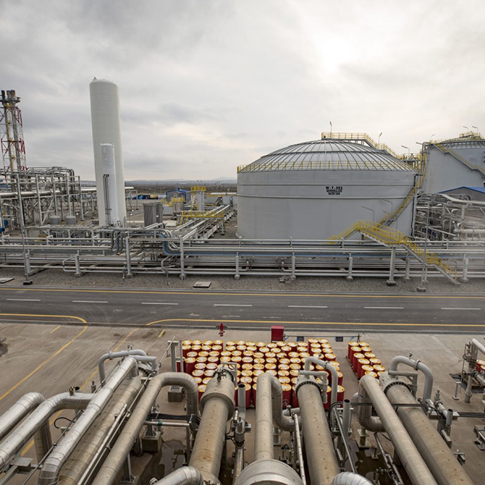 Die Carbamid-Anlage von SOCAR nimmt den Betrieb auf