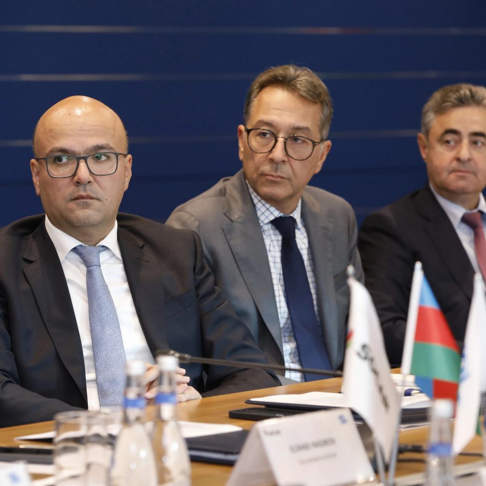 SOCAR und Uniper halten die neunte Sitzung des Koordinationsausschusses ab.